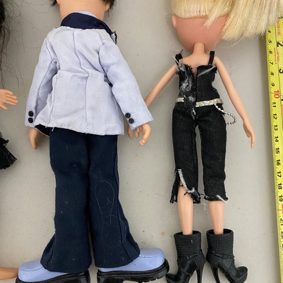Bratz dolls lot, $30 for 3 - Picture 6 of 9